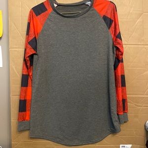 Women’s Plaid Top